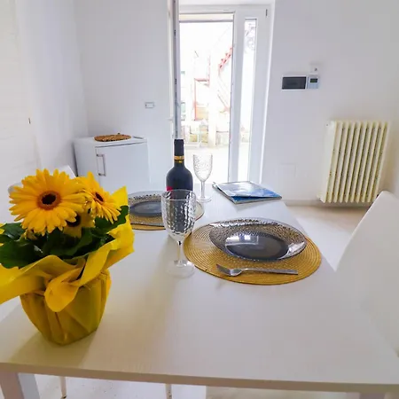 Elaia's House In Tatil Evi